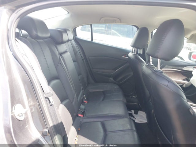 Продаж на аукціоні авто 2018 Mazda Mazda3 Touring, vin: 3MZBN1V30JM265967, номер лоту: 44744609