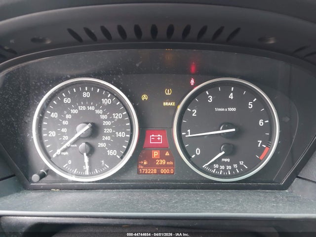Продажа на аукционе авто 2008 Bmw 528xi, vin: WBANV13558BZ48315, номер лота: 44744654