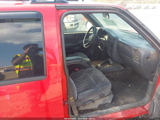 2000 CHEVROLET BLAZER 1GNDT13W8Y2401897 Photo 4