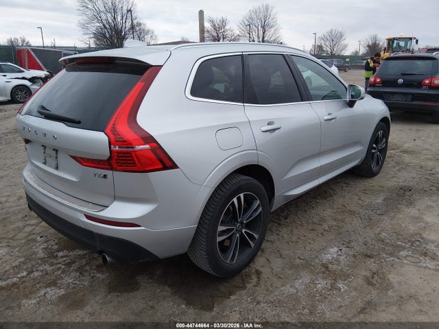 2018 VOLVO XC60 LYVA22RKXJB105180 Photo 3