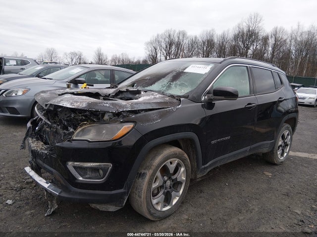 2019 JEEP COMPASS 3C4NJDCB4KT622856 Photo 1