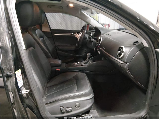 Продаж на аукціоні авто 2015 Audi A3 2.0t Premium, vin: WAUEFGFF3F1009798, номер лоту: 44744724