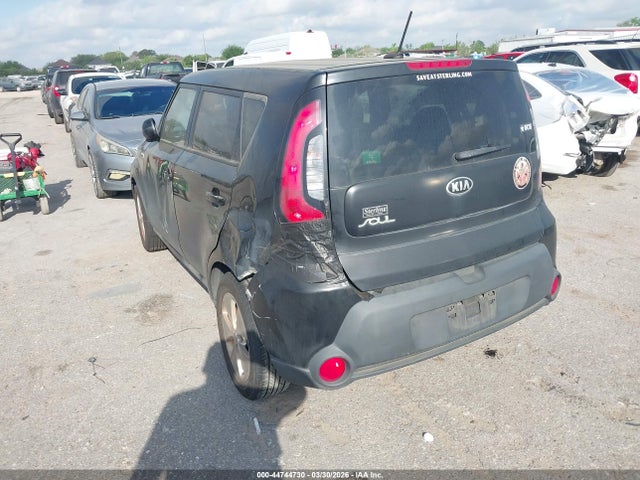 2015 KIA SOUL KNDJN2A24F7775161 Photo 2
