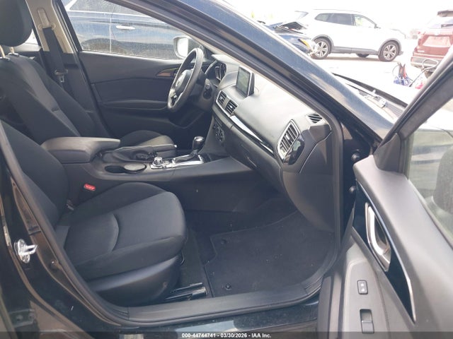 JM1BM1U78F1261289 Mazda Mazda3 I Sport