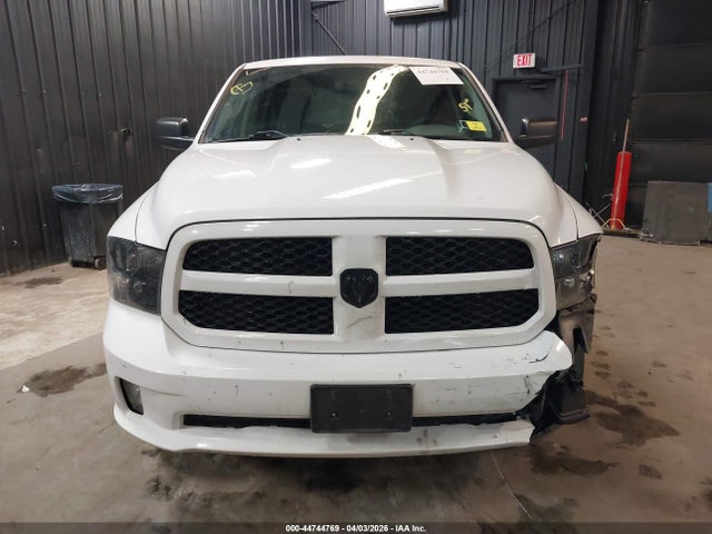 Продажа на аукционе авто 2019 Ram 1500 Classic Express  4x4 6'4 Box, vin: 1C6RR7FG2KS570798, номер лота: 44744769