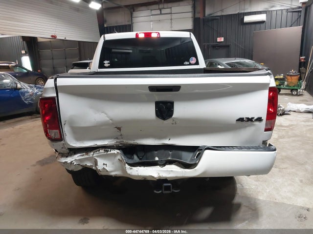 Продажа на аукционе авто 2019 Ram 1500 Classic Express  4x4 6'4 Box, vin: 1C6RR7FG2KS570798, номер лота: 44744769