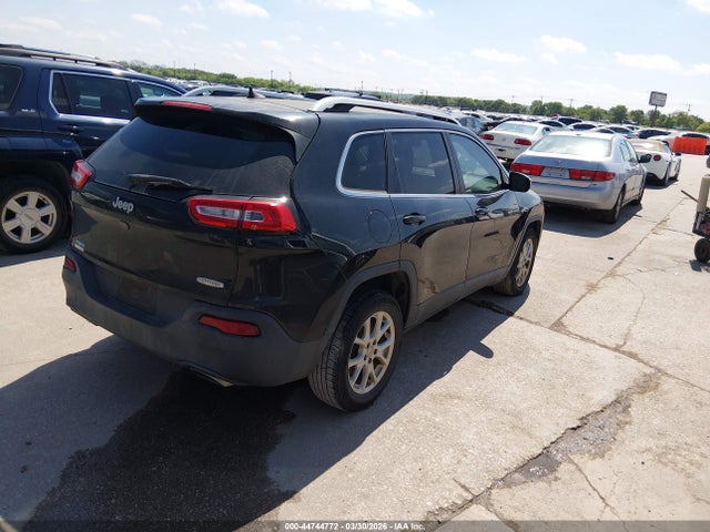 2016 Jeep Cherokee Latitude მანქანა იყიდება აუქციონზე, vin: 1C4PJLCS4GW173330, აუქციონის ნომერი: 44744772