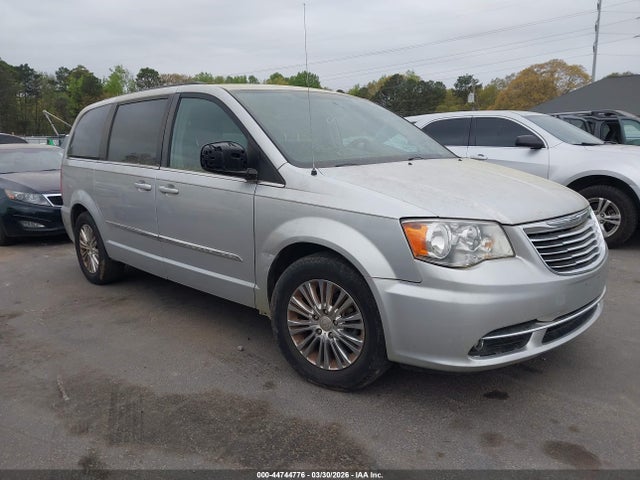 2011 CHRYSLER TOWN & COUNTRY 2A4RR5DG8BR783055