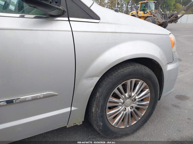 Продаж на аукціоні авто 2011 Chrysler Town & Country Touring, vin: 2A4RR5DG8BR783055, номер лоту: 44744776