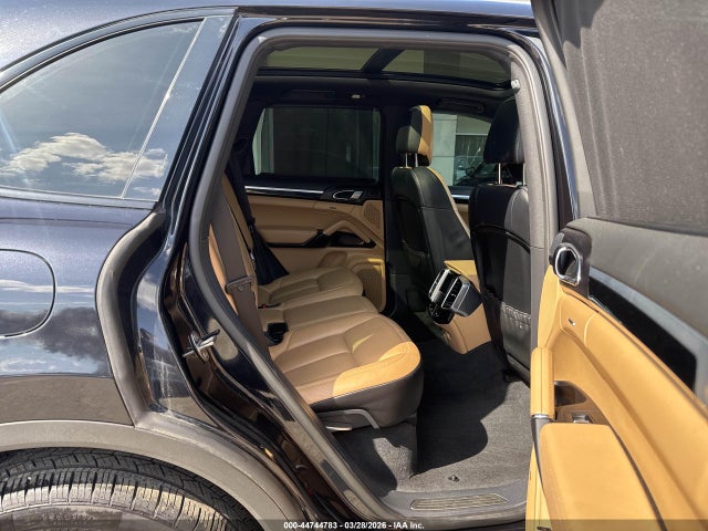 2016 PORSCHE CAYENNE E-HYBRID WP1AE2A28GLA60018 Photo 7