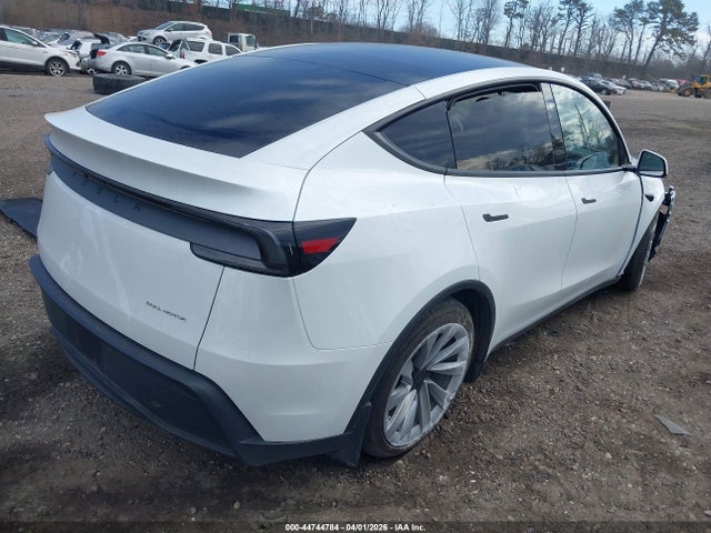 2026 Tesla Model Y All-wheel Drive/long Range Launch Series/premium All-wheel Drive მანქანა იყიდება აუქციონზე, vin: 7SAYGDEE7TF412631, აუქციონის ნომერი: 44744784