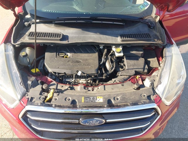 1FMCU9GD7HUA81884 Ford ESCAPE SE