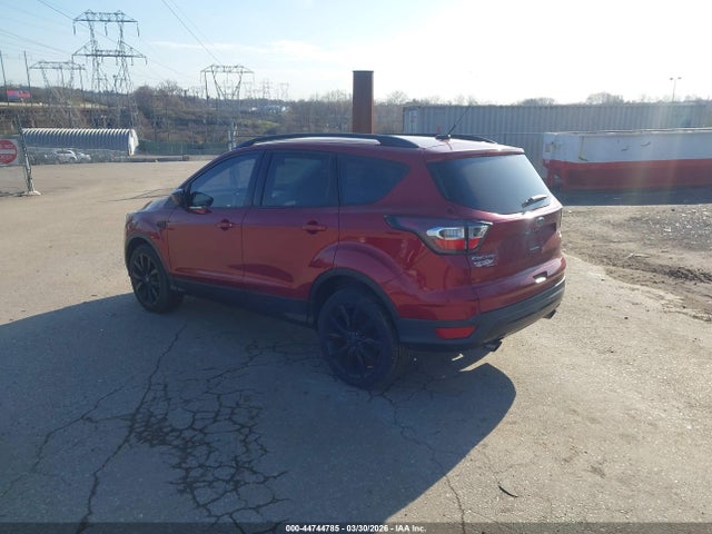 1FMCU9GD7HUA81884 Ford ESCAPE SE