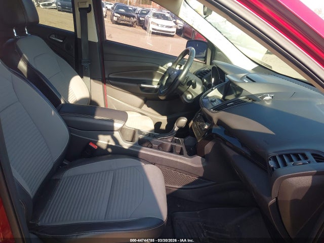 1FMCU9GD7HUA81884 Ford ESCAPE SE