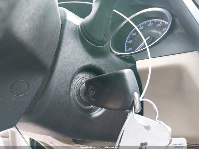 2019 Toyota Camry Le მანქანა იყიდება აუქციონზე, vin: 4T1B11HK5KU743553, აუქციონის ნომერი: 44744790