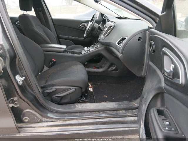 Aukcja sprzedaży 2015 Chrysler 200 Limited, vin: 1C3CCCAB4FN607525, numer aukcji: 44744829
