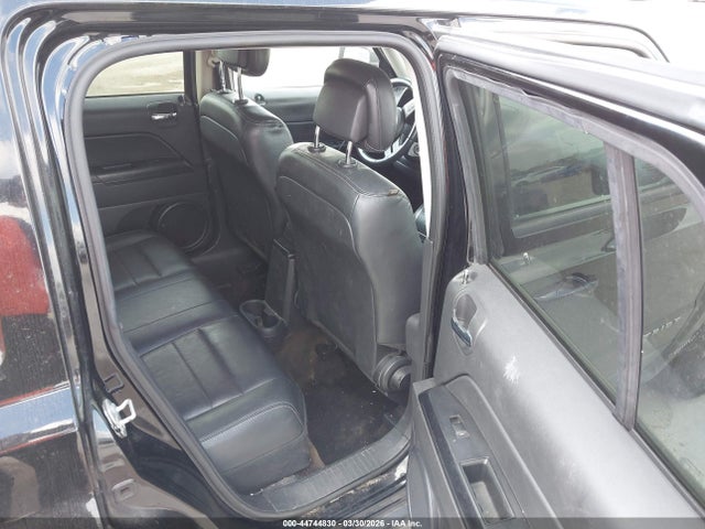Продажа на аукционе авто 2016 Jeep Patriot High Altitude Edition, vin: 1C4NJPFA2GD528055, номер лота: 44744830