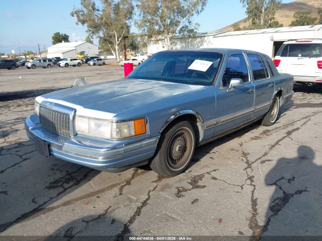 1990 LINCOLN TOWN CAR 1LNCM81FXLY767231 Photo 1