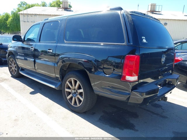 2003 CADILLAC ESCALADE ESV 3GYFK66N63G300730 Photo 2