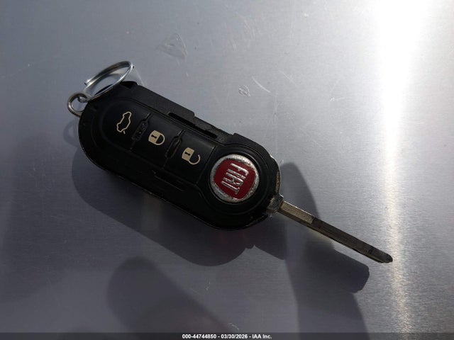 2014 FIAT 500L ZFBCFABH4EZ000805 Photo 10