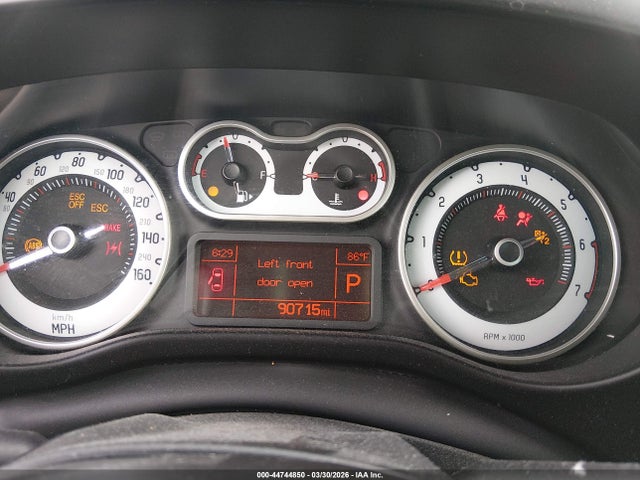 2014 FIAT 500L ZFBCFABH4EZ000805 Photo 6