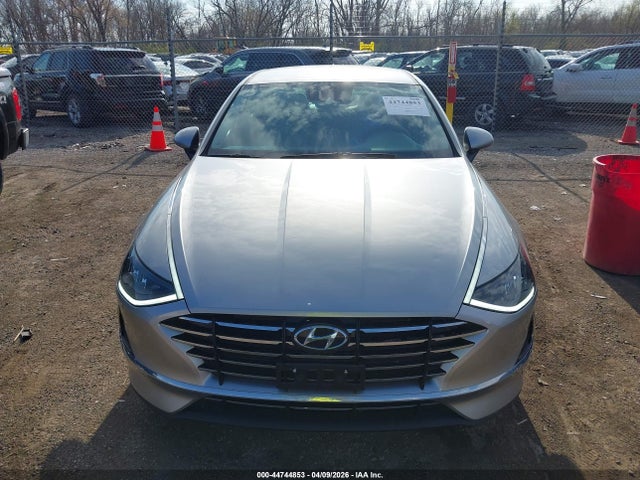 44744853 :رقم المزاد ، 5NPEG4JA9MH070234 vin ، 2021 Hyundai Sonata Se مزاد بيع