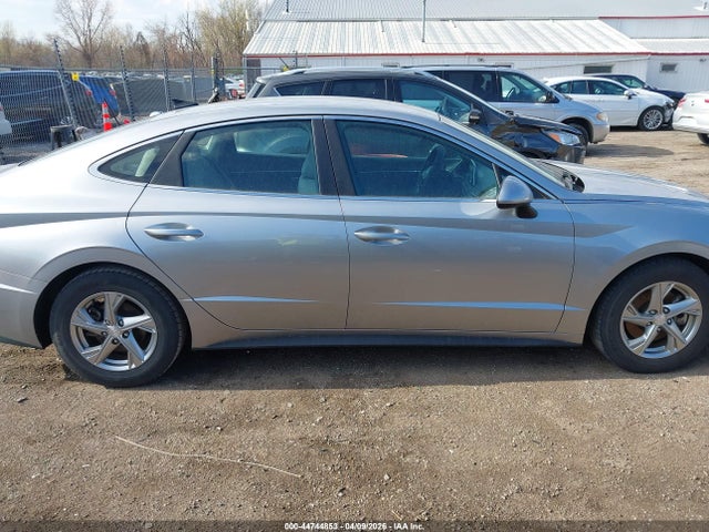 44744853 :رقم المزاد ، 5NPEG4JA9MH070234 vin ، 2021 Hyundai Sonata Se مزاد بيع