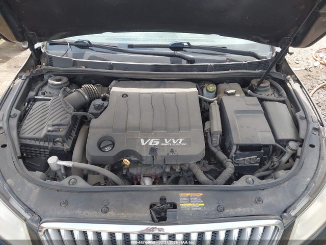 44744858 :رقم المزاد ، 1G4GC5EG3AF289507 vin ، 2010 Buick Lacrosse Cxl مزاد بيع