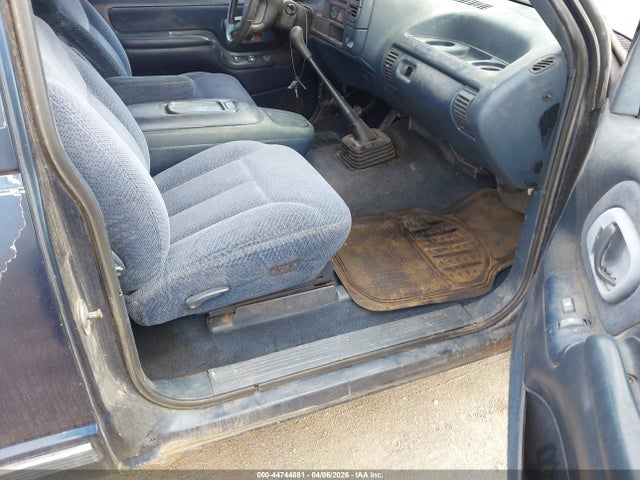 Продаж на аукціоні авто 1996 Chevrolet Gmt-400 C1500, vin: 2GCEC19W9T1110063, номер лоту: 44744881