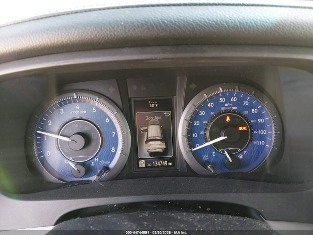 5TDYK3DC9FS585105 Toyota Sienna Xle 8 Passenger