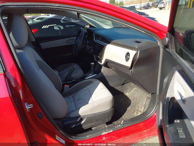 2019 TOYOTA COROLLA 2T1BURHE1KC208043 Photo 4