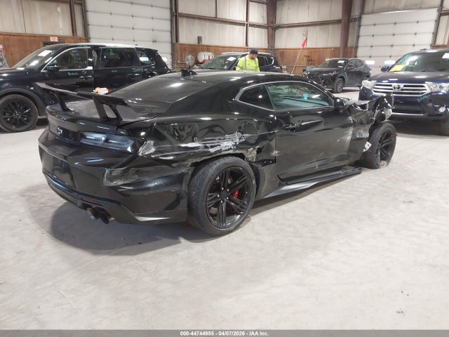 2018 Chevrolet Camaro Zl1 მანქანა იყიდება აუქციონზე, vin: 1G1FJ1R6XJ0132293, აუქციონის ნომერი: 44744955