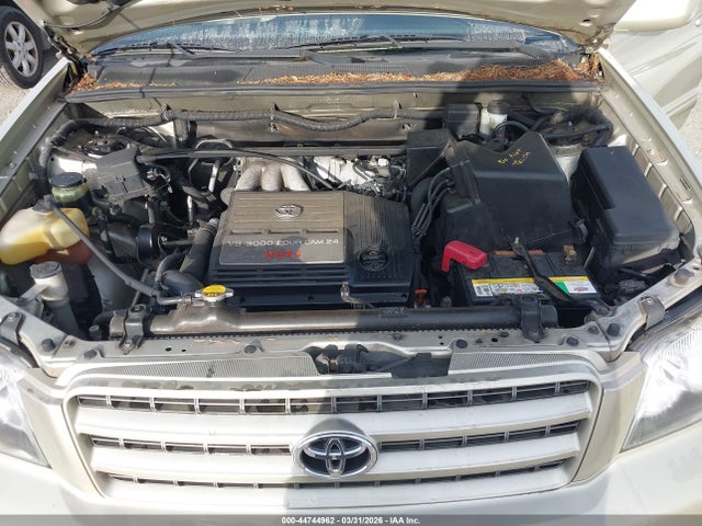 2003 TOYOTA HIGHLANDER JTEHF21A930136888 Photo 9