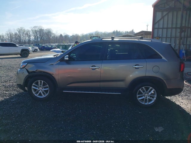 5XYKT3A60EG470194 KIA SORENTO LX