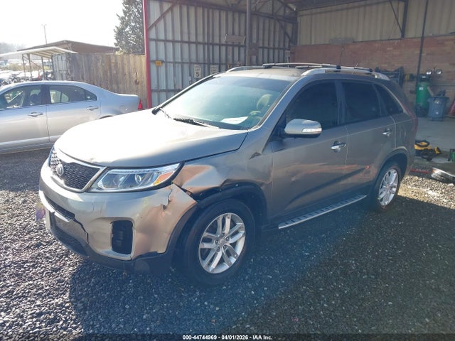 5XYKT3A60EG470194 KIA SORENTO LX