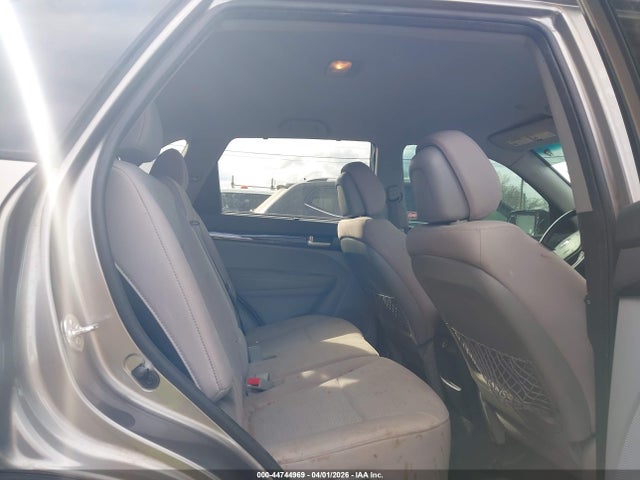 5XYKT3A60EG470194 KIA SORENTO LX