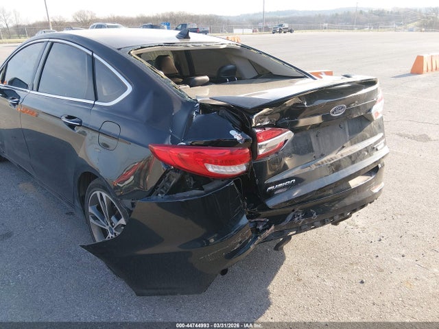3FA6P0D96LR174230 Ford Fusion Titanium
