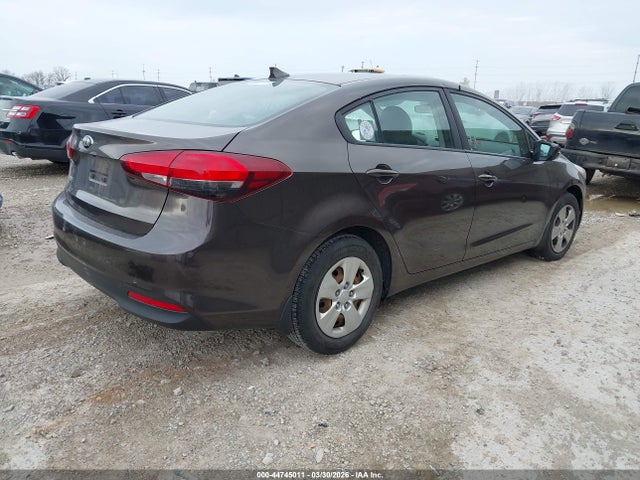 2017 KIA FORTE 3KPFL4A75HE058192 Photo 3