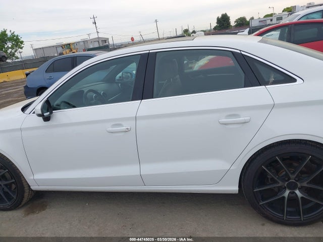 Продаж на аукціоні авто 2016 Audi A3 1.8t Premium, vin: WAUC7GFF2G1003786, номер лоту: 44745025