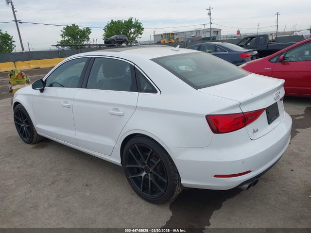 2016 AUDI A3 WAUC7GFF2G1003786 Photo 2