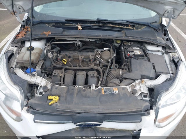 1FADP3K27EL332171 Ford FOCUS SE