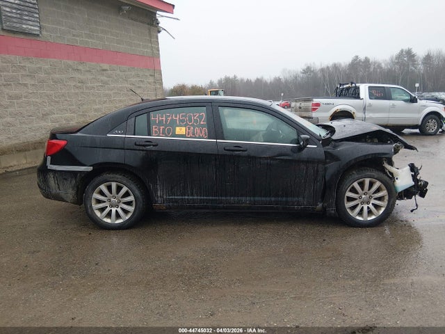 Продаж на аукціоні авто 2013 Chrysler 200 Touring, vin: 1C3CCBBB7DN674321, номер лоту: 44745032