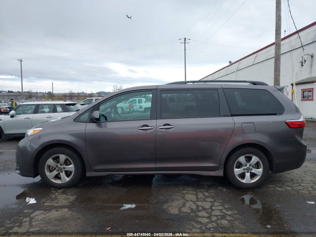 Продаж на аукціоні авто 2019 Toyota Sienna Le 8 Passenger, vin: 5TDKZ3DC2KS987138, номер лоту: 44745040