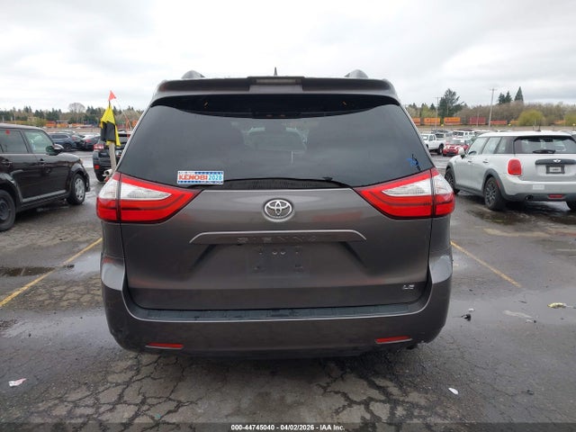 Продаж на аукціоні авто 2019 Toyota Sienna Le 8 Passenger, vin: 5TDKZ3DC2KS987138, номер лоту: 44745040