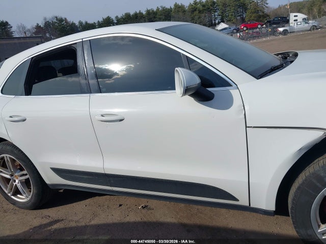 Porsche MACAN S 2015 WP1AB2A52FLB64537 Image 13