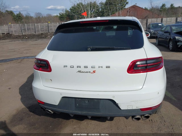 Porsche MACAN S 2015 WP1AB2A52FLB64537 Image 16