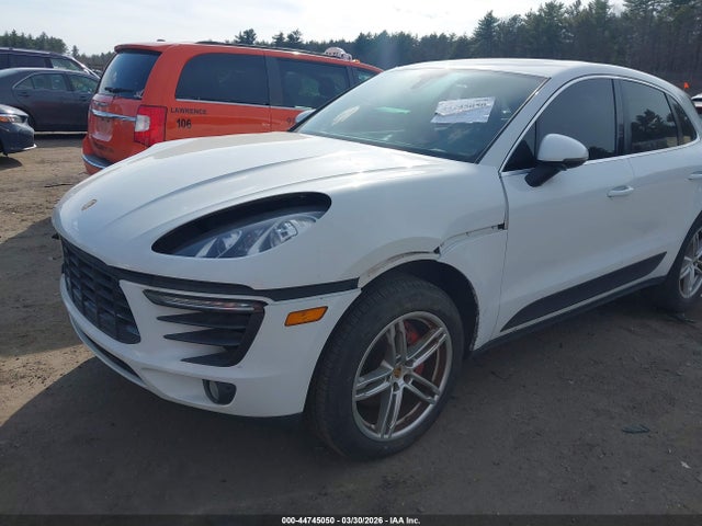 Porsche MACAN S 2015 WP1AB2A52FLB64537 Image 2