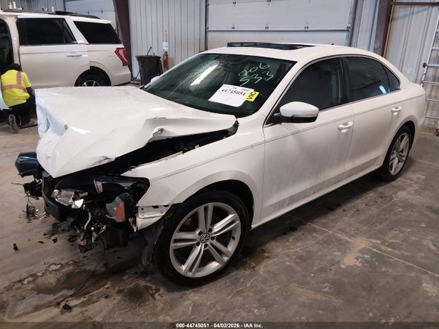 Продажа на аукционе авто 2015 Volkswagen Passat 2.0l Tdi Se, vin: 1VWBV7A3XFC058522, номер лота: 44745051