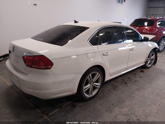 Продажа на аукционе авто 2015 Volkswagen Passat 2.0l Tdi Se, vin: 1VWBV7A3XFC058522, номер лота: 44745051