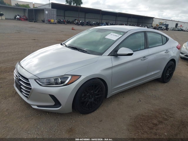 Продажа на аукционе авто 2018 Hyundai Elantra Se, vin: 5NPD74LF2JH281694, номер лота: 44745065